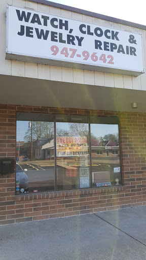 Jewelry Repair Service «Watch, Clock & Jewelry Repair», reviews and photos, 609 1st Capitol Dr, St Charles, MO 63301, USA