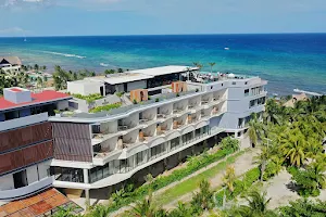 Mvngata Beach Hotel image