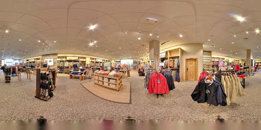 Clothing Store «Orvis», reviews and photos, 934 Old Country Rd, Garden City, NY 11530, USA