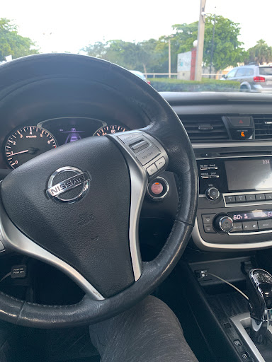 Car Dealer «High Q Auto», reviews and photos, 747 N State Rd 7, Plantation, FL 33317, USA