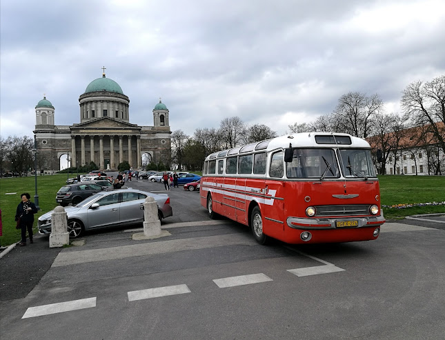 Esztergom, Szent István tér, 2500 Magyarország