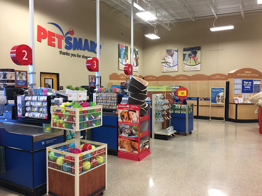 Pet Supply Store «PetSmart», reviews and photos, 5241 Frederica St, Owensboro, KY 42301, USA