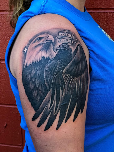 Tattoo Shop «Lucky DeVille Tattoo Co.», reviews and photos, 2333 Niagara Falls Blvd, Amherst, NY 14228, USA