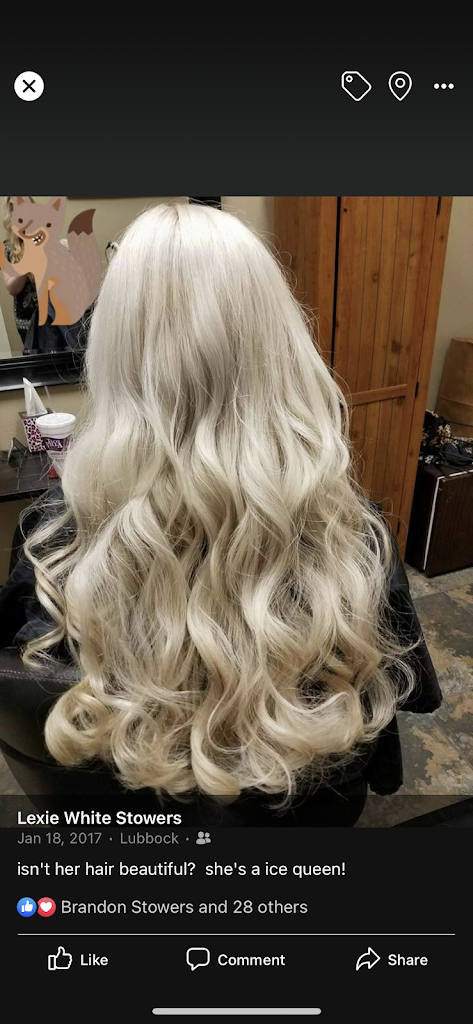 Lexie Stowers at Studio J Salon 79413