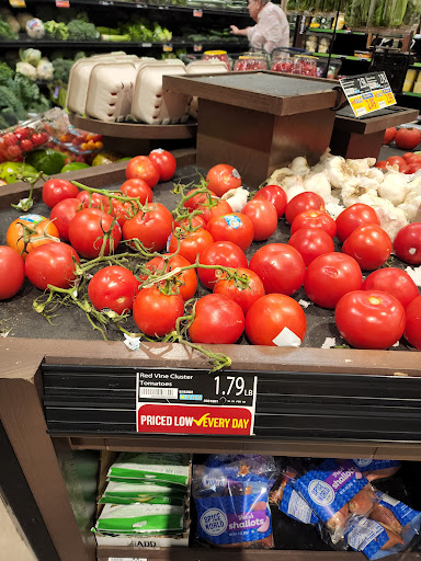 Grocery Store «Food Lion», reviews and photos, 2060 Yellow Springs Rd, Frederick, MD 21702, USA