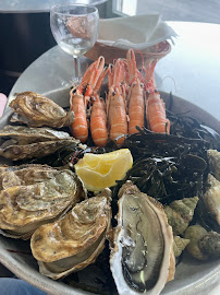 Plats et boissons du Restaurant de fruits de mer Chez Melon Tout Est Bon à Beauvoir-sur-Mer - n°2