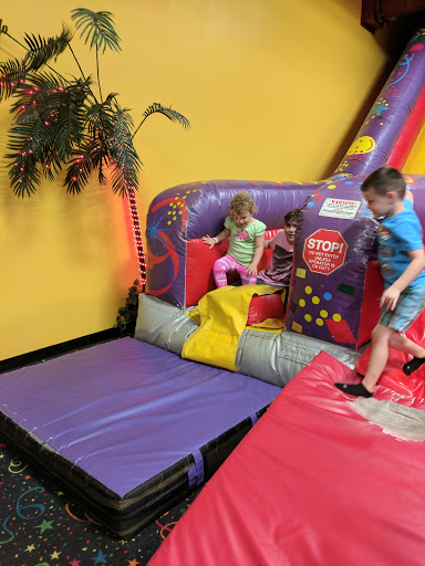 Amusement Center «Jungle Bounce», reviews and photos, 1014 US Hwy 19 N, Holiday, FL 34691, USA