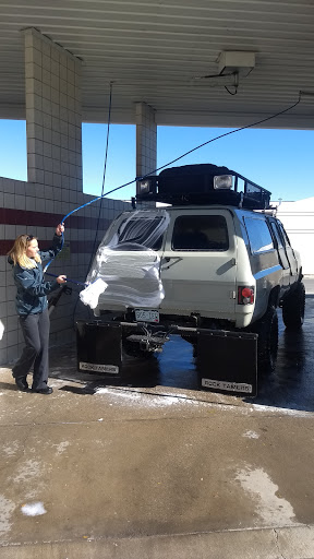 Car Wash «Green Mountain Car Wash», reviews and photos, 12890 W Alameda Pkwy, Lakewood, CO 80228, USA