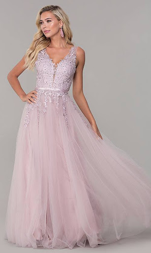 Boutique «Moda Bella Boutique | Quinceañera, Bridal, and Prom Dresses», reviews and photos, 8207 NE Vancouver Mall Dr Suite C, Vancouver, WA 98662, USA