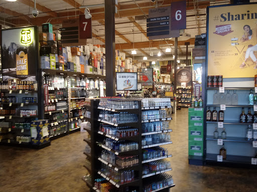 Wine Store «Total Wine & More», reviews and photos, 7925 N Blackstone Ave, Fresno, CA 93720, USA