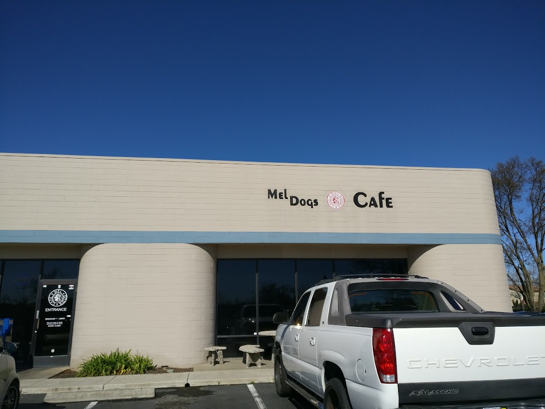 Mel Dogs Cafe