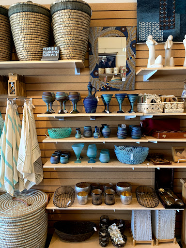Gift Shop «Ten Thousand Villages», reviews and photos, 567 S Lake Ave, Pasadena, CA 91101, USA