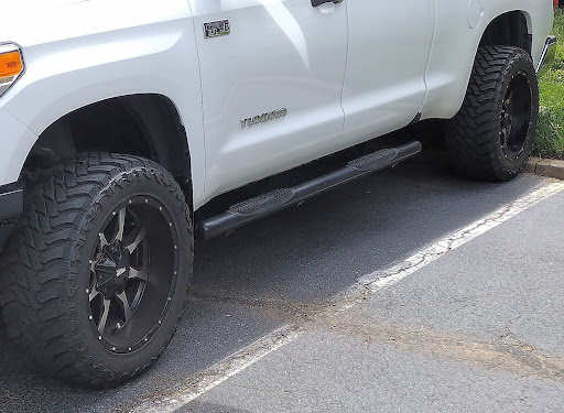 Tire Shop «Discount Tire Store - Cumming, GA», reviews and photos, 1600 Market Pl Blvd, Cumming, GA 30041, USA