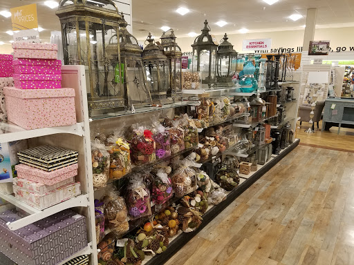 Department Store «HomeGoods», reviews and photos, 4155 9th St N, Naples, FL 34103, USA
