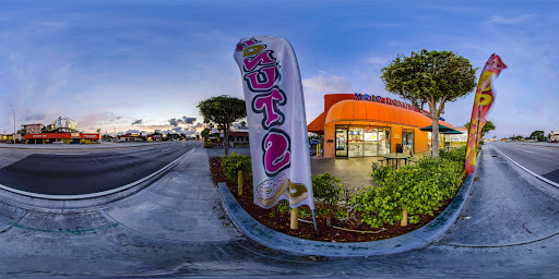 Donut Shop «Mojo Donuts & Fried Chicken», reviews and photos, 8870 SW 40th St #13, Miami, FL 33165, USA