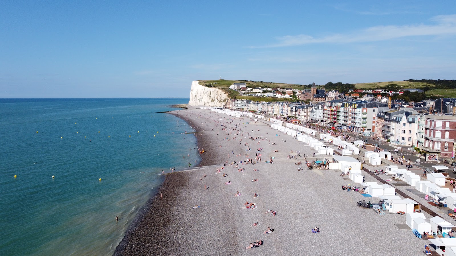 Plage de Mers-les-Bains'in fotoğrafı çok temiz temizlik seviyesi ile