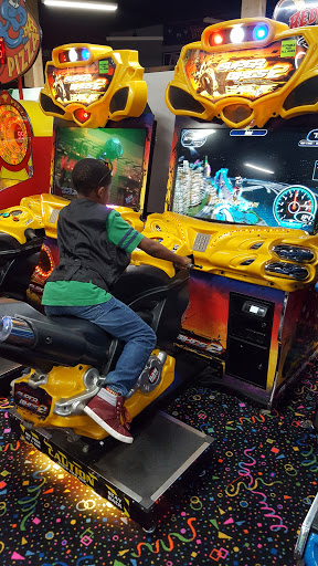 Shopping Mall «Southgate USA», reviews and photos, 20950 Libby Rd, Cleveland, OH 44137, USA