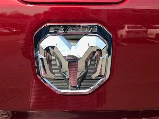 Car Dealer «Vann Dodge Chrysler Jeep», reviews and photos, 899 S Delsea Dr, Vineland, NJ 08360, USA