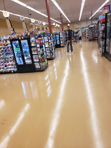Supermarket «Giant Eagle Supermarket», reviews and photos, 8202 E Market St, Warren, OH 44484, USA