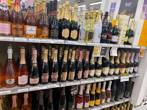 Liquor Store «Connecticut Beverage Mart», reviews and photos, 955 Washington St, Middletown, CT 06457, USA