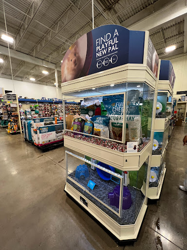 Pet Supply Store «PetSmart», reviews and photos, 67 Consumer Square, Plattsburgh, NY 12901, USA