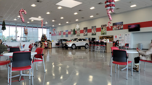 Toyota Dealer «Tracy Toyota», reviews and photos, 2895 Naglee Rd, Tracy, CA 95304, USA