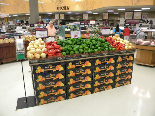 Supermarket «Roche Bros. Quincy», reviews and photos, 101 Falls Blvd #3, Quincy, MA 02169, USA