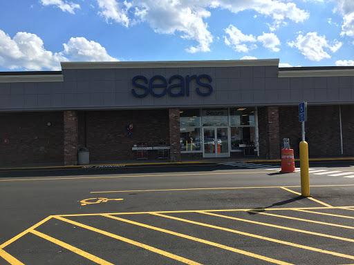 Sears, 250 N Plainfield Rd, West Lebanon, NH 03784, USA, 