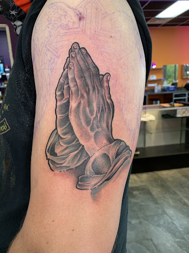 Tattoo Shop «Black Heart Tattoo», reviews and photos, 1926 Hudson Bridge Rd, Stockbridge, GA 30281, USA