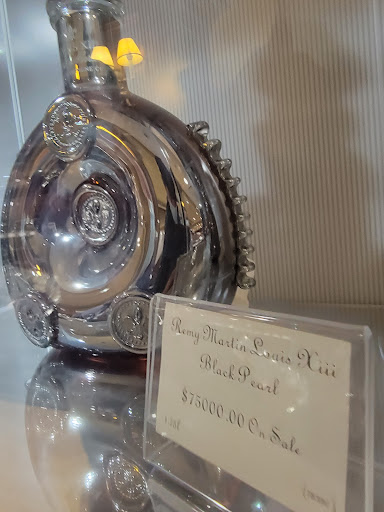 Wine Store «Wine Library», reviews and photos, 586 Morris Ave, Springfield Township, NJ 07081, USA