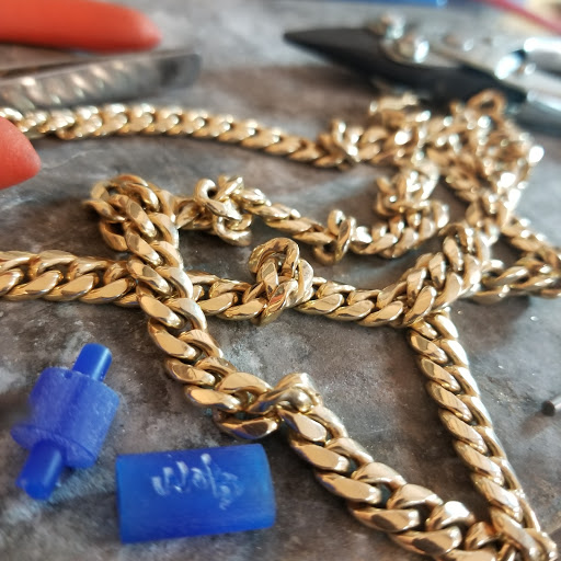 Jeweler «Grillz & Jewelry by DeLux Designs Jewelers», reviews and photos, 930 N Federal Hwy, Hollywood, FL 33020, USA