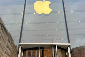 Apple Düsseldorf image