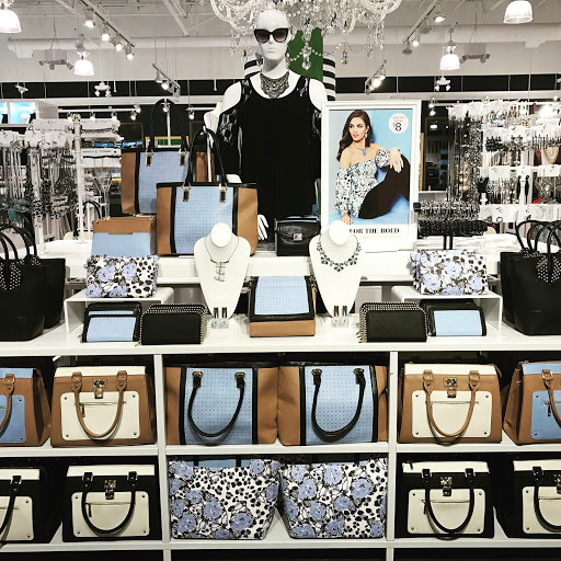 Fashion Accessories Store «Charming Charlie», reviews and photos, 1152 NW Civic Dr, Gresham, OR 97030, USA