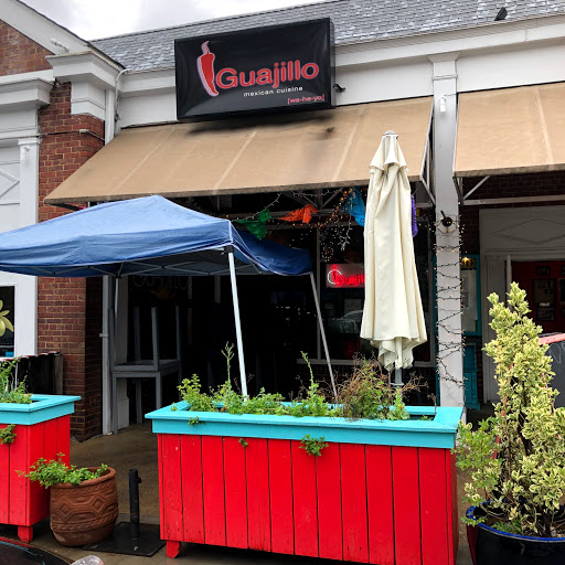 Shopping Mall «Colonial Village Shopping Center», reviews and photos, 1723 Wilson Blvd, Arlington, VA 22209, USA