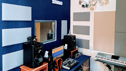 Phòng Thu Âm Sóng Nhạc Studio