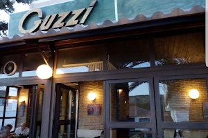 Pizzería Guzzi image