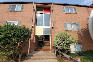 Old Centreville Garden Apartments image