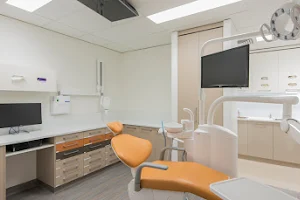 Dentist@NorthRocks image