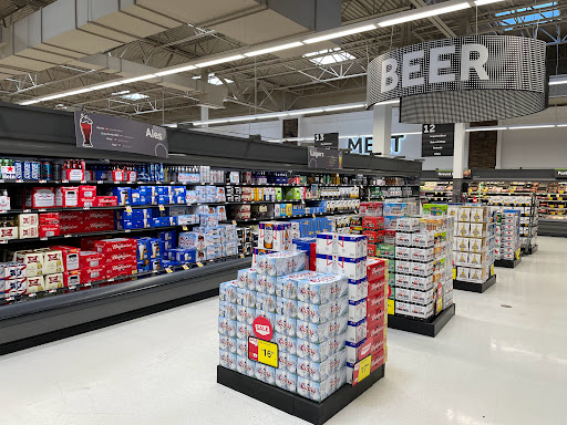 Grocery Store «Stop & Shop», reviews and photos, 610 White Plains Rd, Tarrytown, NY 10591, USA