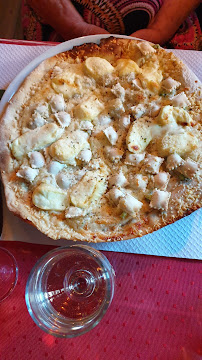 Plats et boissons du Pizzeria Pizzéria Gino à Saint-Jean-de-Bournay - n°4
