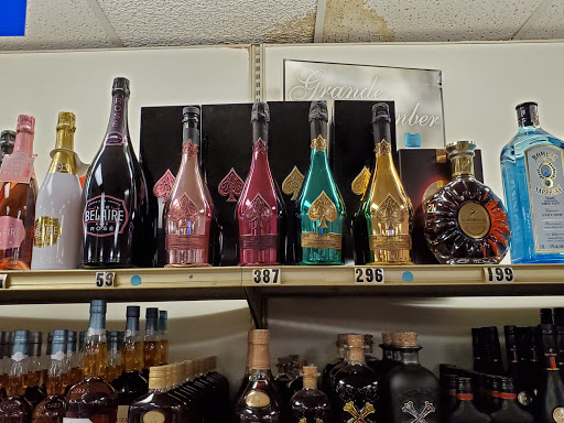 Liquor Store «Kraft Liquor Store Inc», reviews and photos, 4200 S Salina St, Syracuse, NY 13205, USA