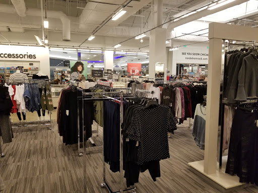 Department Store «Fashion Outlets of Chicago Nordstrom Rack», reviews and photos, 5220 Fashion Outlets Way #2325, Rosemont, IL 60018, USA