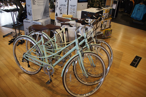 Bicycle Store «Freewheel Bike Eden Prairie», reviews and photos, 12910 Plaza Dr, Eden Prairie, MN 55344, USA