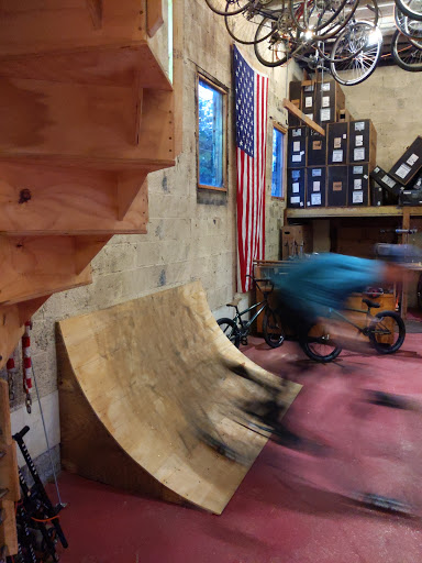 Bicycle Store «Belmar Bike Shop», reviews and photos, 1318 Main St, Belmar, NJ 07719, USA