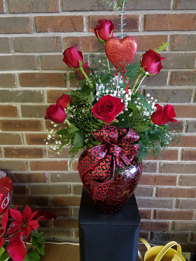 Florist «Alluring Floral and Event Planning», reviews and photos, 4475 Richfield Rd, Flint, MI 48506, USA