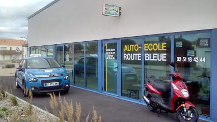 photo de l'auto école Auto-école Route Bleue