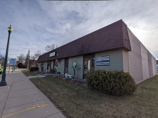 Hair Salon «Island Tropics Hair Design & Spa», reviews and photos, 126 E Division St, Shawano, WI 54166, USA