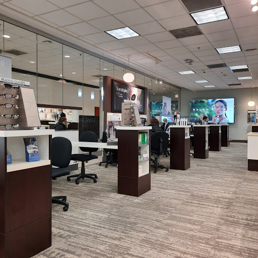 Eye Care Center «LensCrafters», reviews and photos, 4214 N Harlem Ave, Norridge, IL 60706, USA