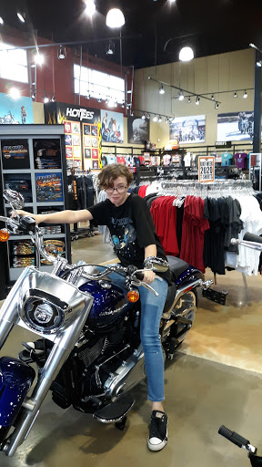 Harley-Davidson Dealer «East Orlando Harley-Davidson», reviews and photos, 11898 Lake Underhill Rd, Orlando, FL 32825, USA
