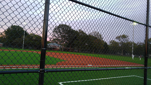 Sports Activity Location «Eisenhower Park: Softball Fields», reviews and photos, 1899 Hempstead Turnpike, East Meadow, NY 11554, East Meadow, NY 11554, USA